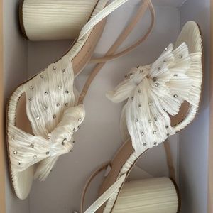 Loeffler Randall - Camelia with crystals